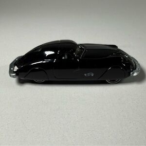 Hot Wheels Phantom Corsair Die-Cast 1:64